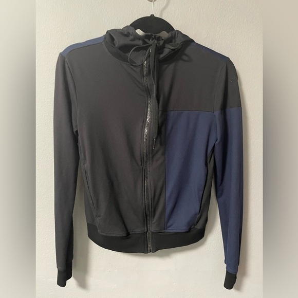 ALALA Mesa Zip-Front Colorblock Active Bomber Jacket. Size X-Small - Picture 4 of 13